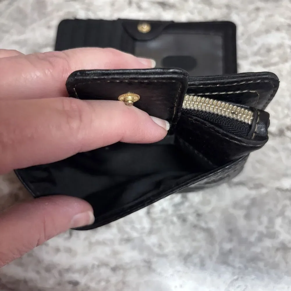 Relic Womens Wallet Coin Purse Bi Fold Black Stitching Pebbled Leather 5
